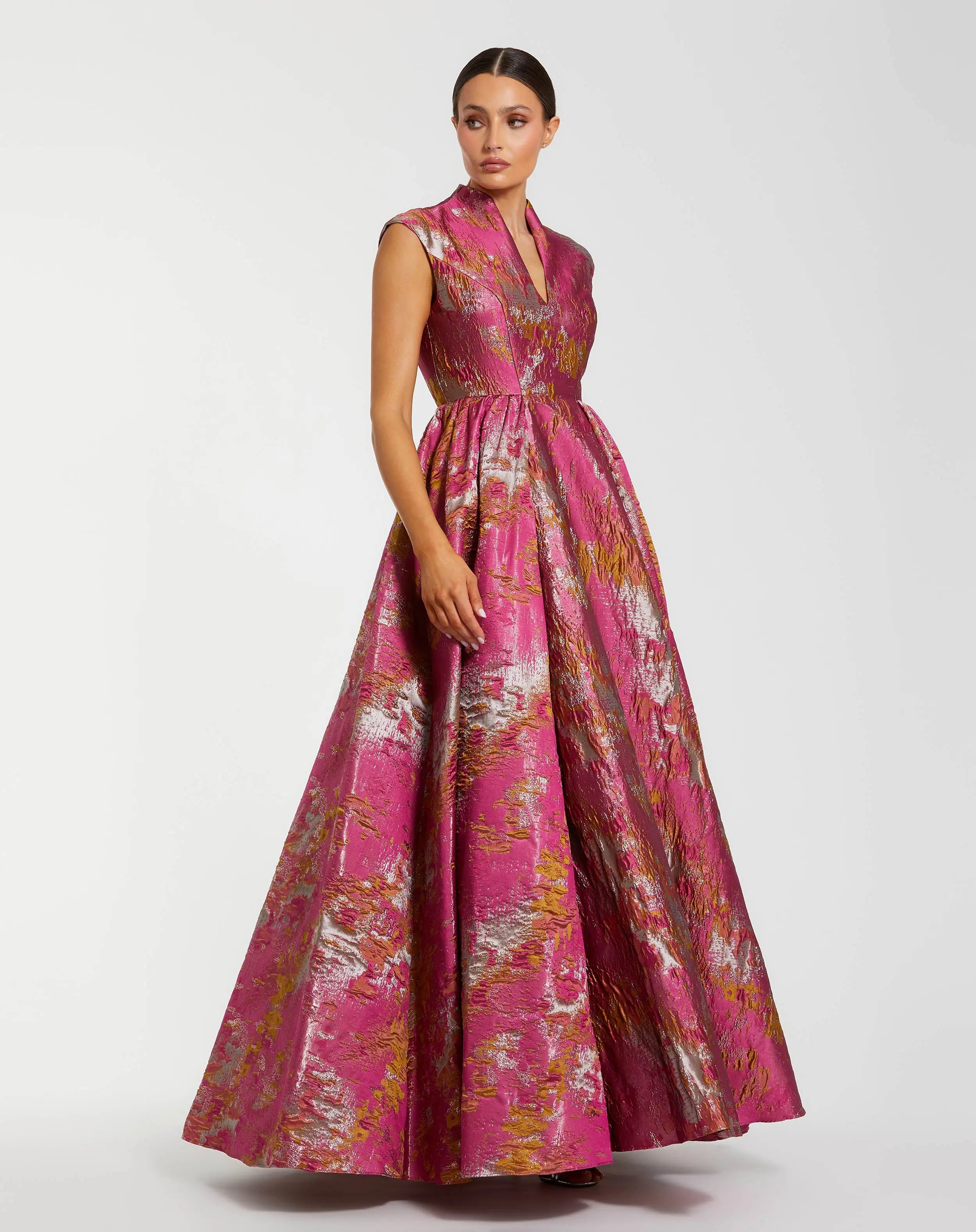 Pink Metallic Jacquard Ball Gown with Mandarin Collar-Myartka