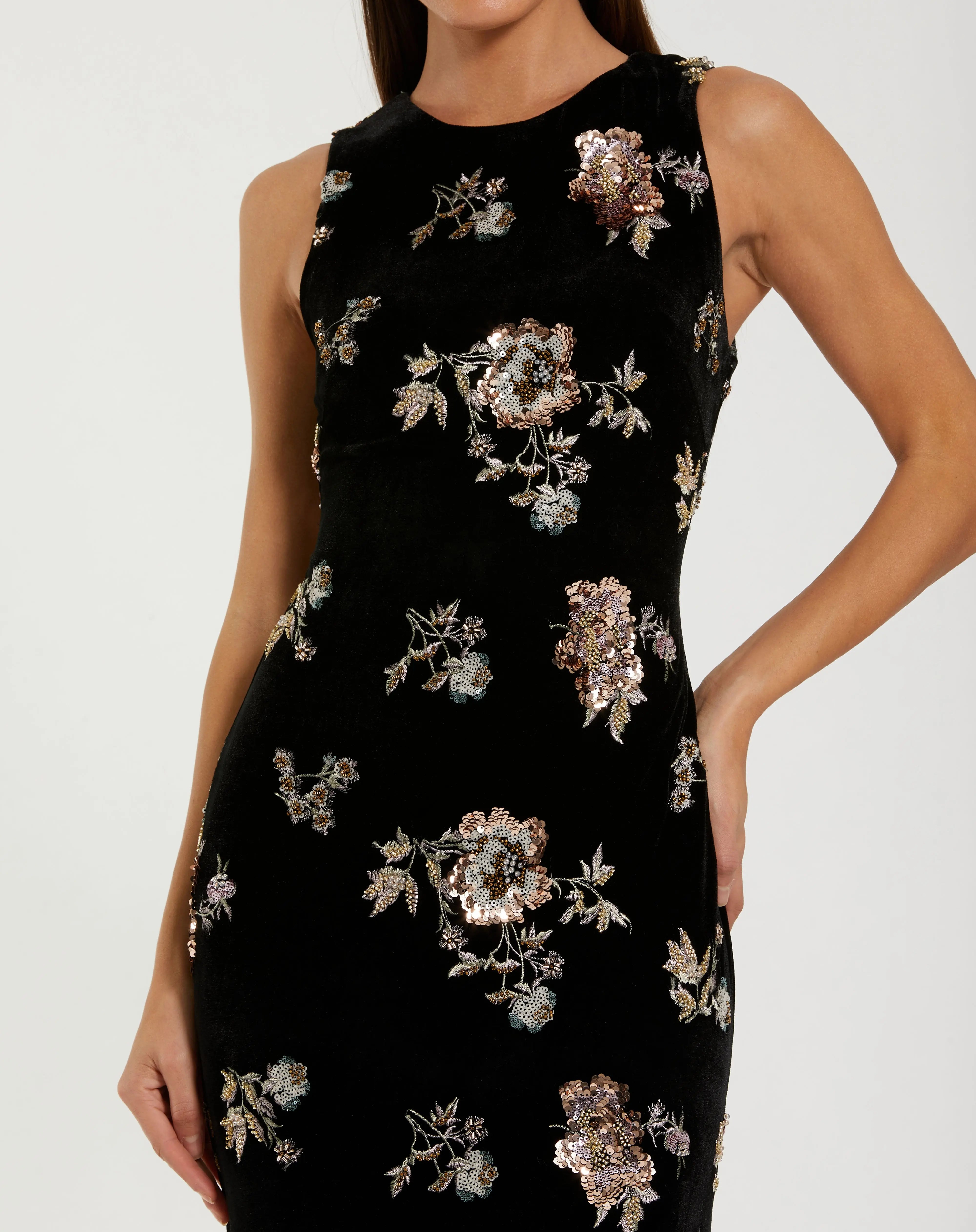 Black Sleeveless Floral Embellished Velvet Evening Gown-Myartka