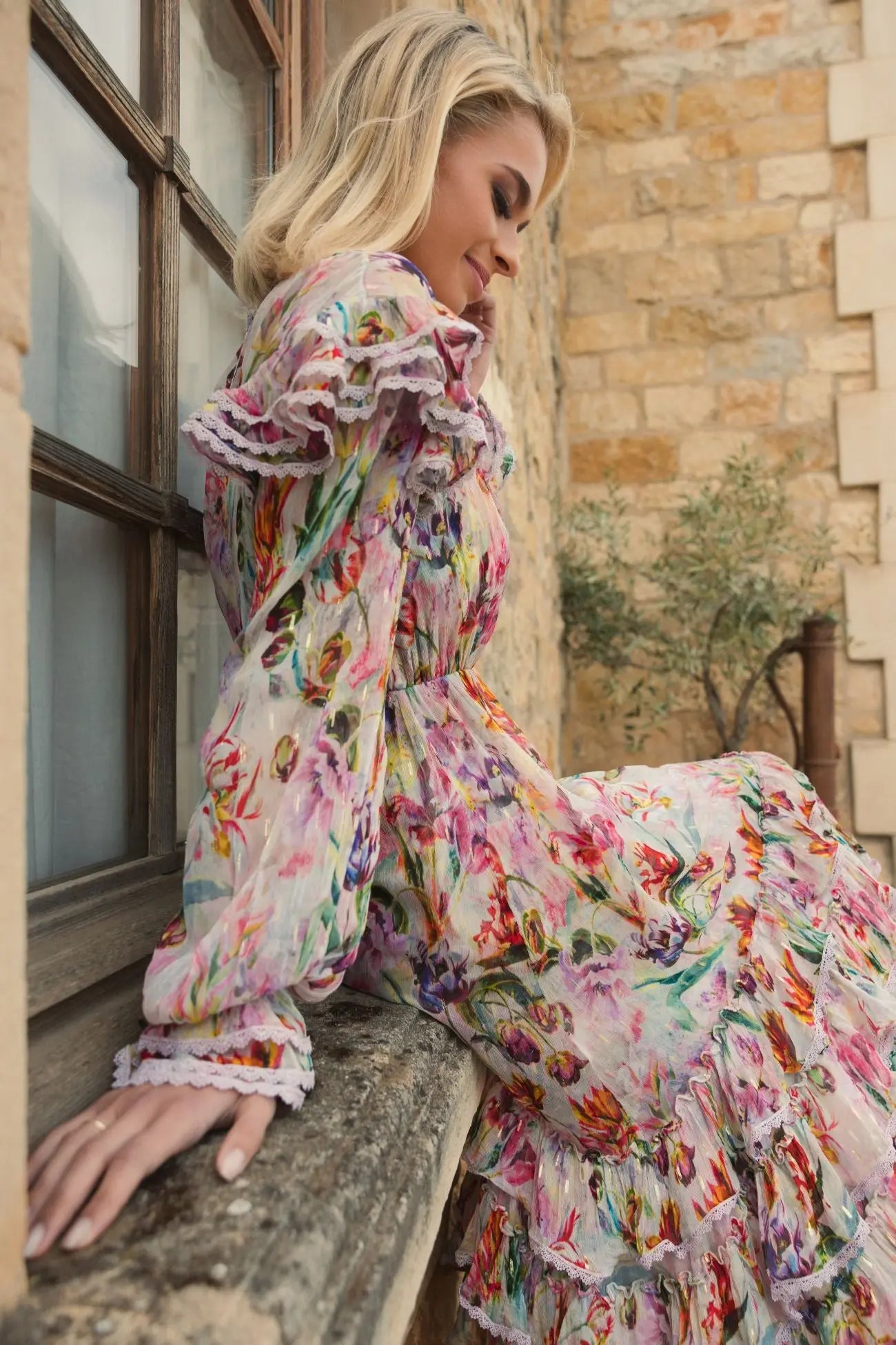 Multicolor Long Sleeve Ruffle Detail Floral Shift Dress-Myartka