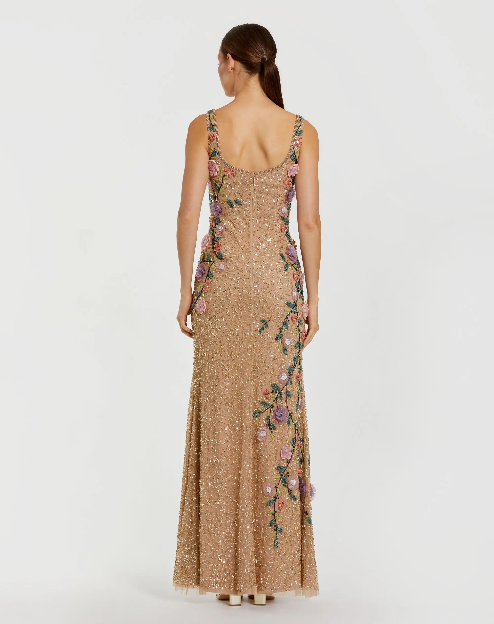 Beige Floral Beaded Mesh Scoop Neck Sleeveless Gown-Myartka