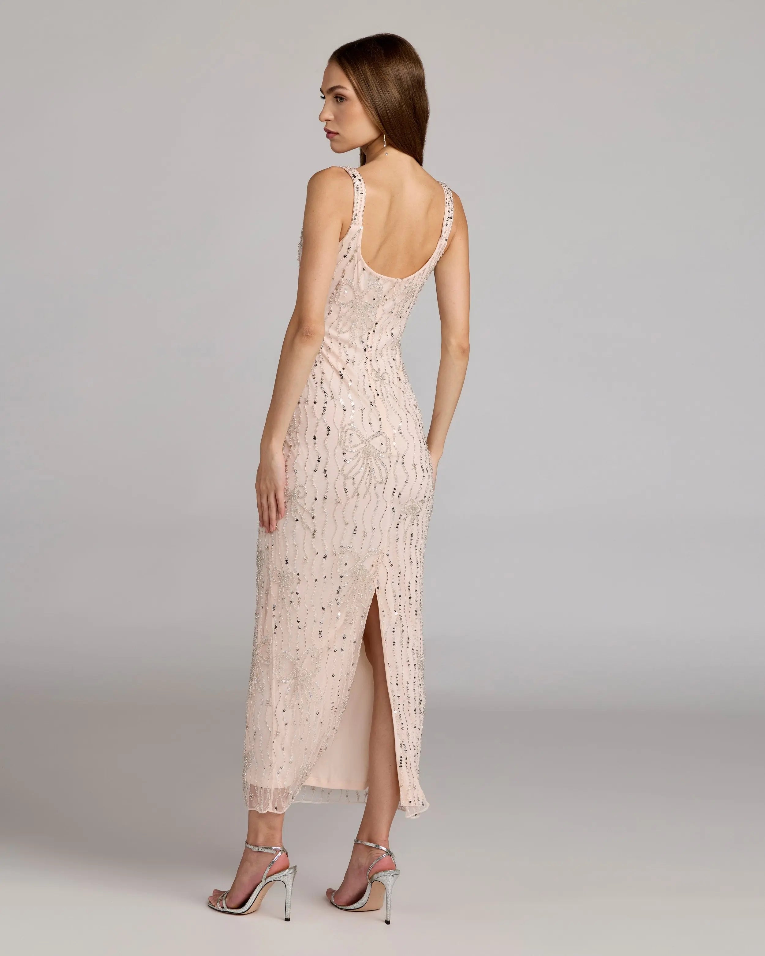 Pink Scoop Neck Embellished Dress With Bow Detail-Myartka