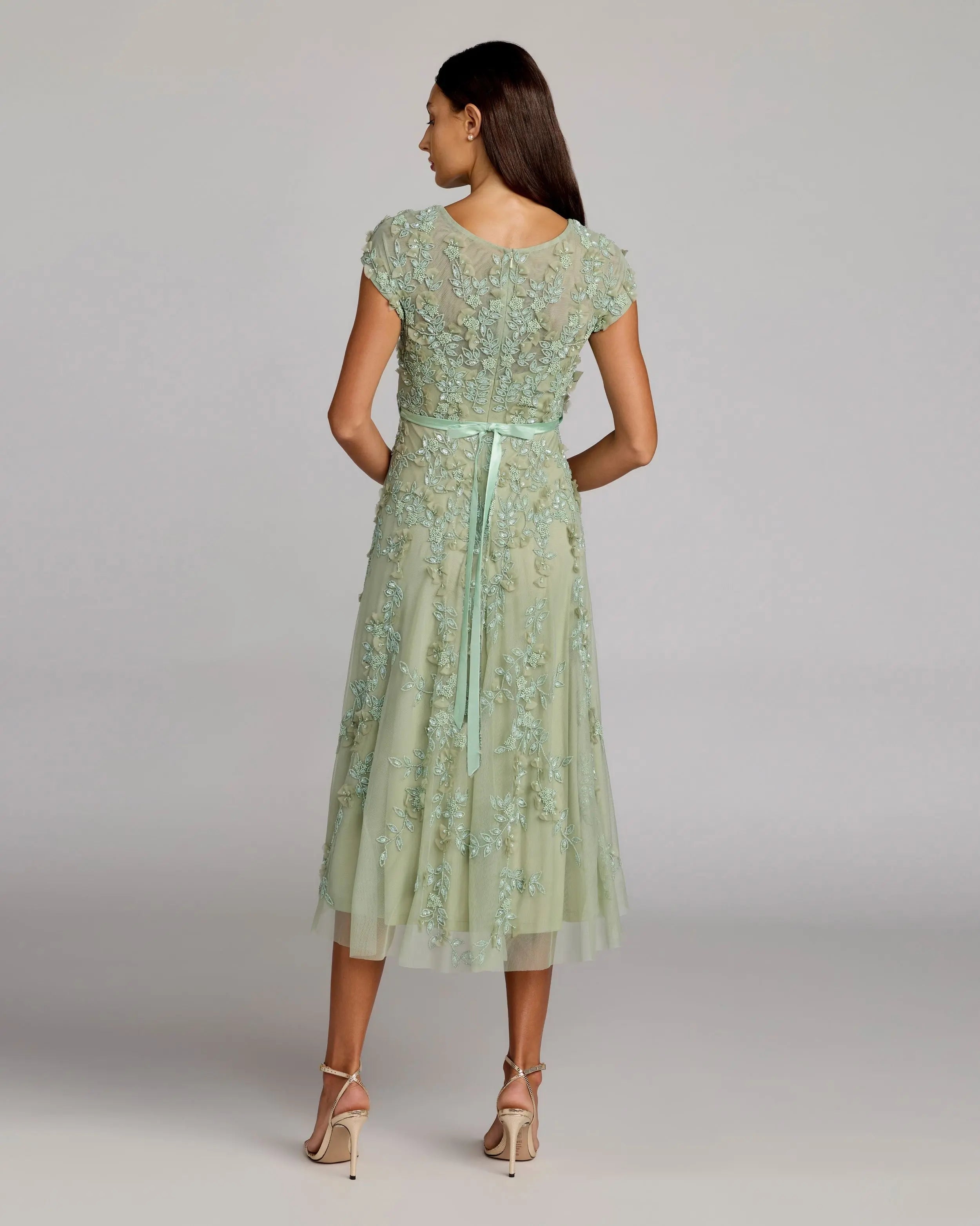 Green Floral Embellished Cap Sleeve Midi Dress-Myartka