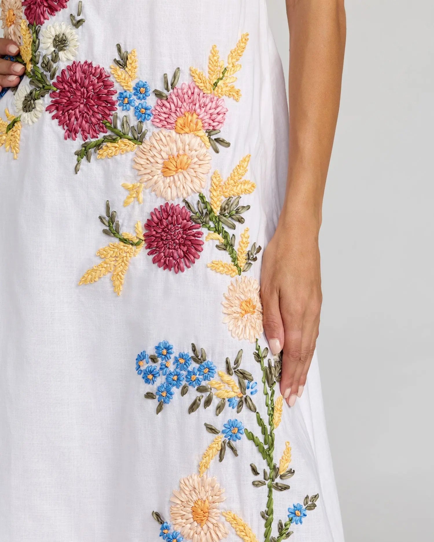 White Strapless Floral Embroidered Linen Gown-Myartka