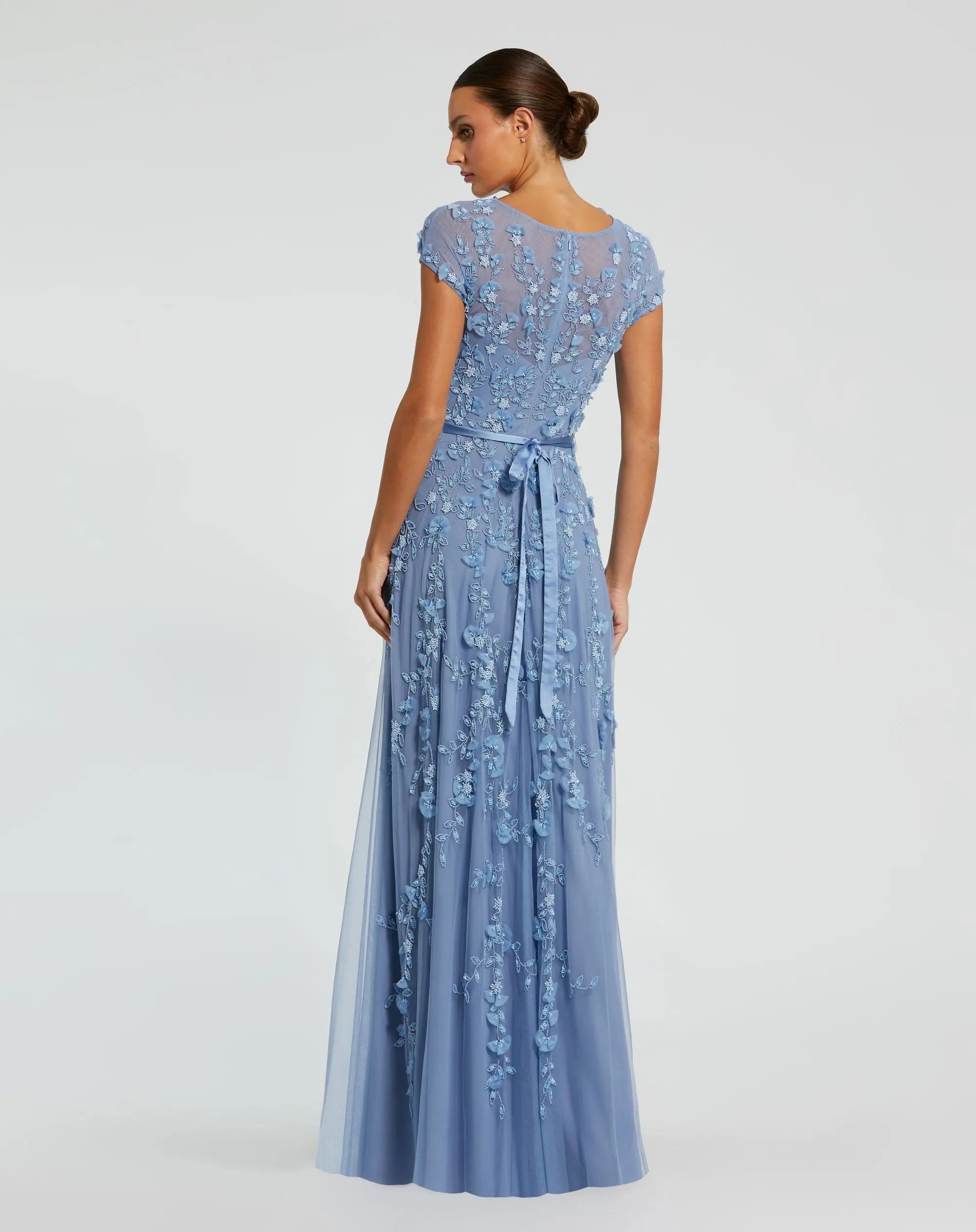 Petite Blue Floral Embellished Cap Sleeve Gown-Myartka