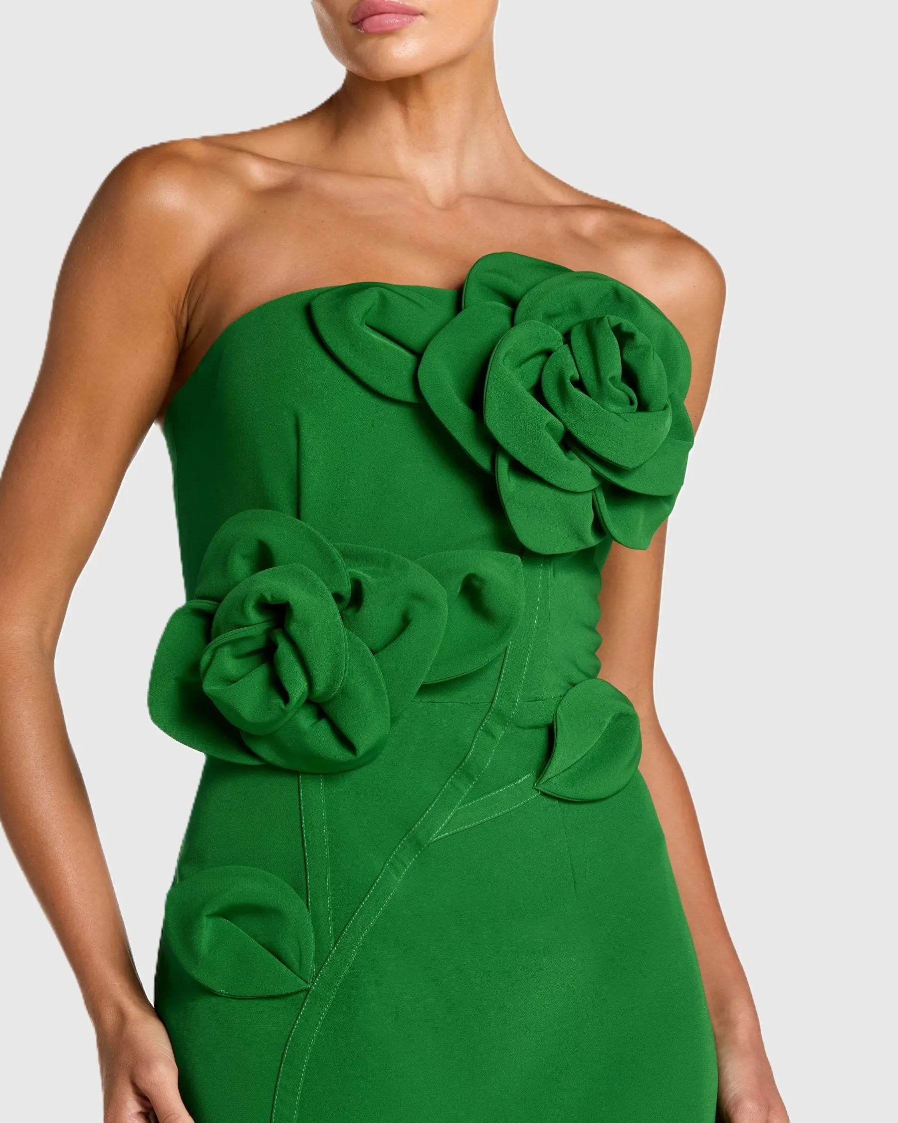 Petite Green Strapless Crepe Dress With 3D Flower Detail-Myartka