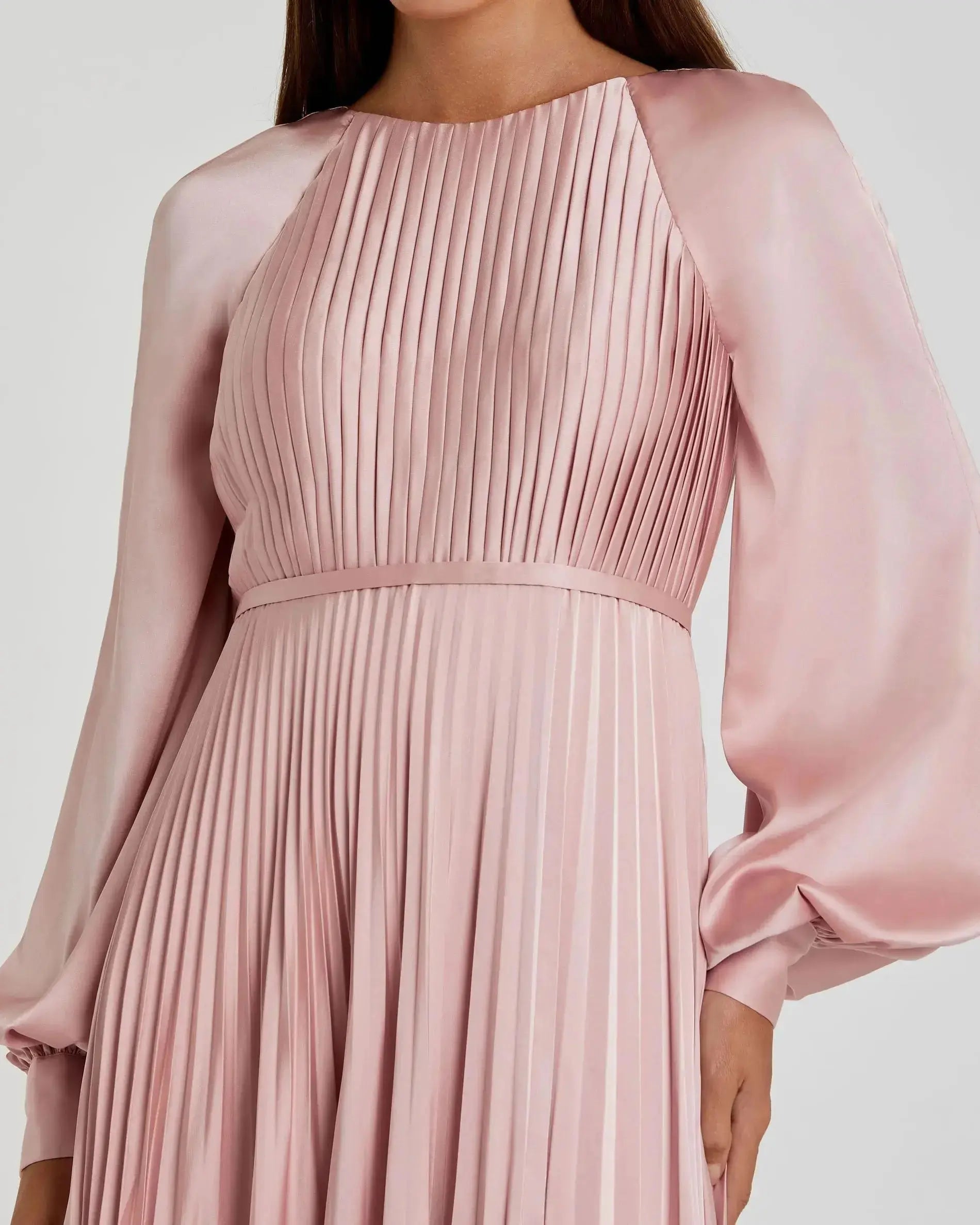 Petite Pink Pleated High Neck Raglan Long Sleeve Side Slit Gown-Myartka