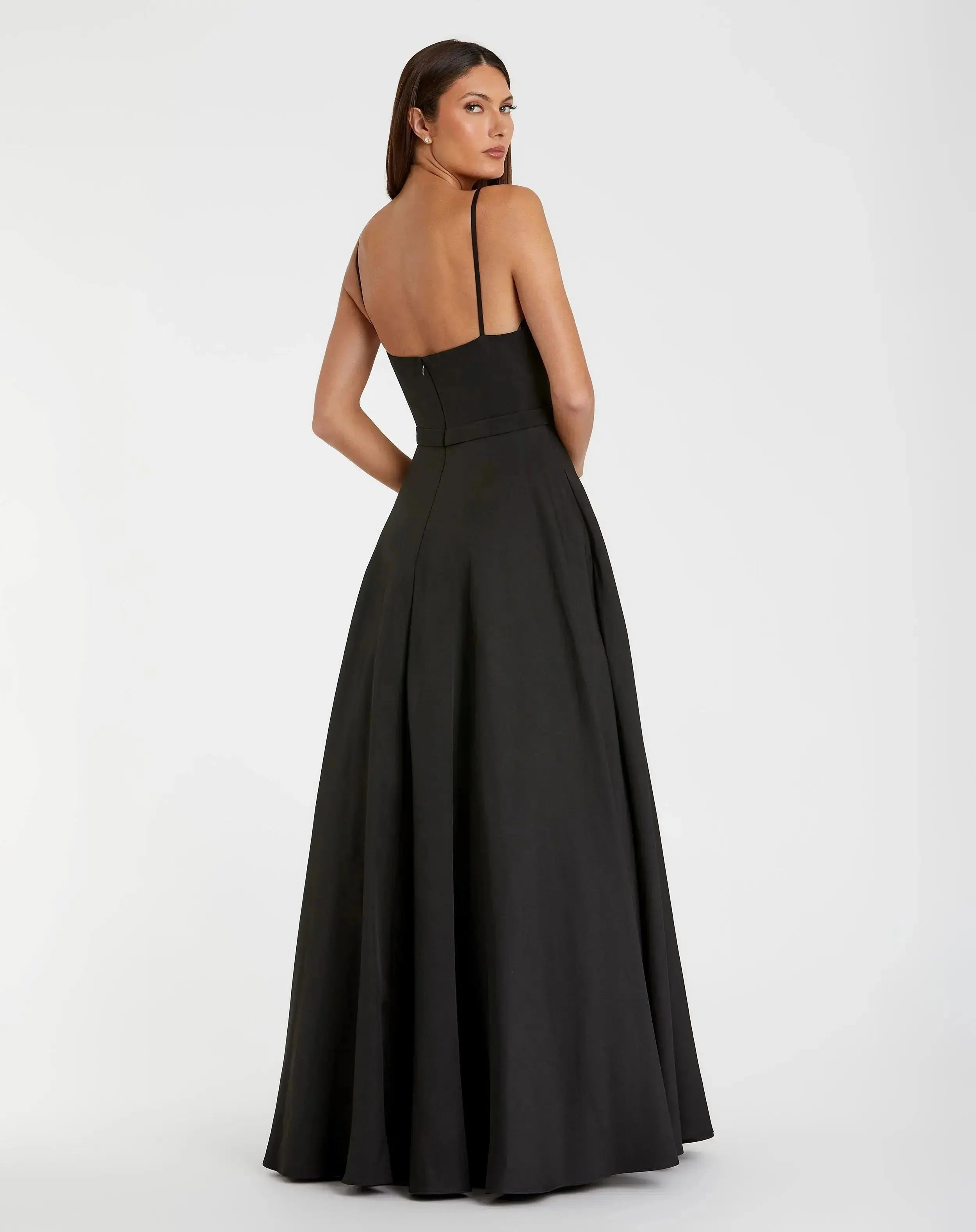 Petite Black Classic A-Line V-Neck Ball Gown-Myartka