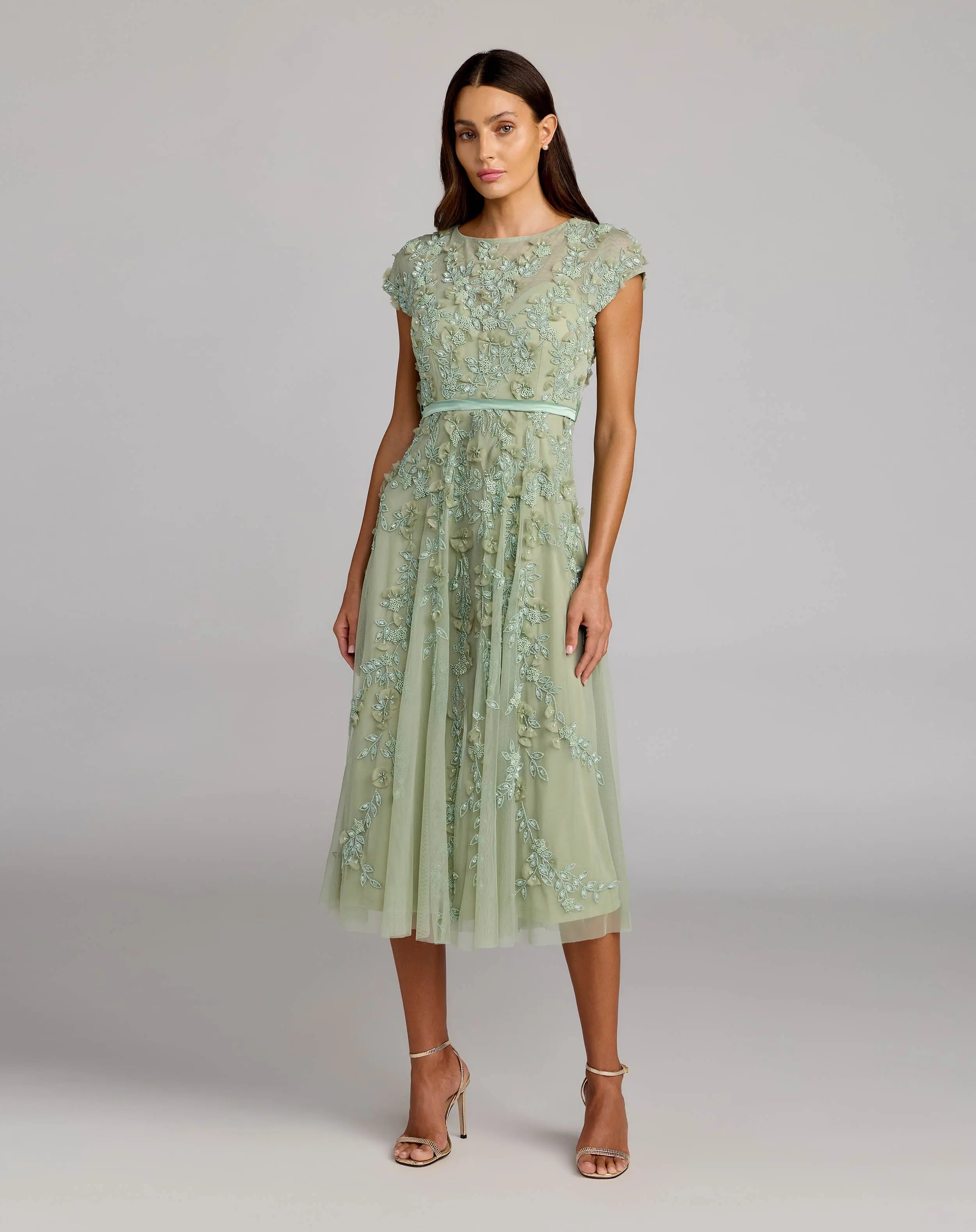Petite Green Floral Embellished Cap Sleeve Midi Dress-Myartka