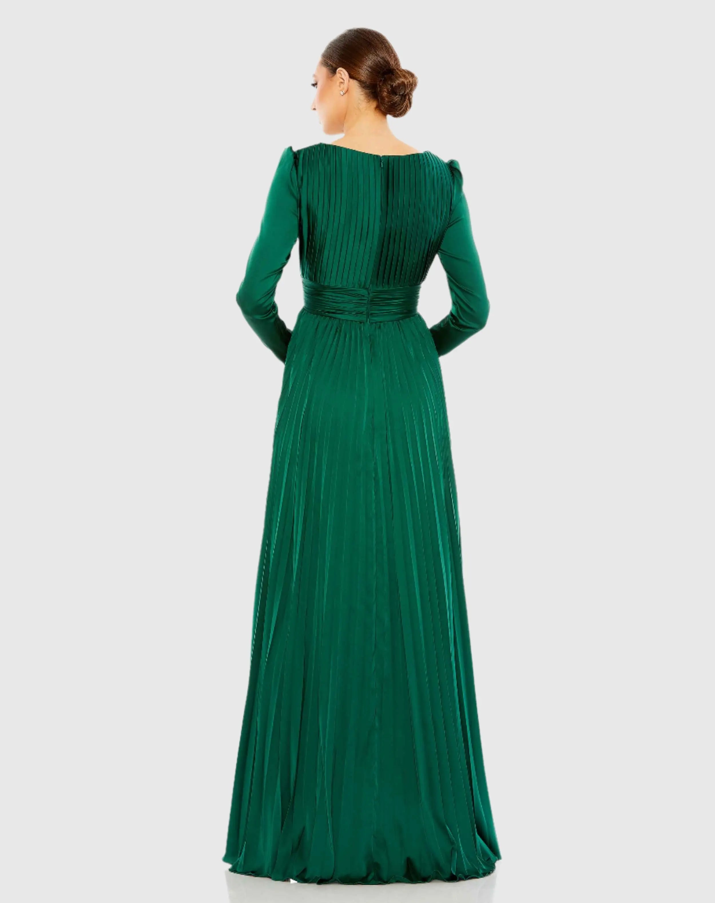 Green Pleated Long Sleeve V-Neck Gown-Myartka