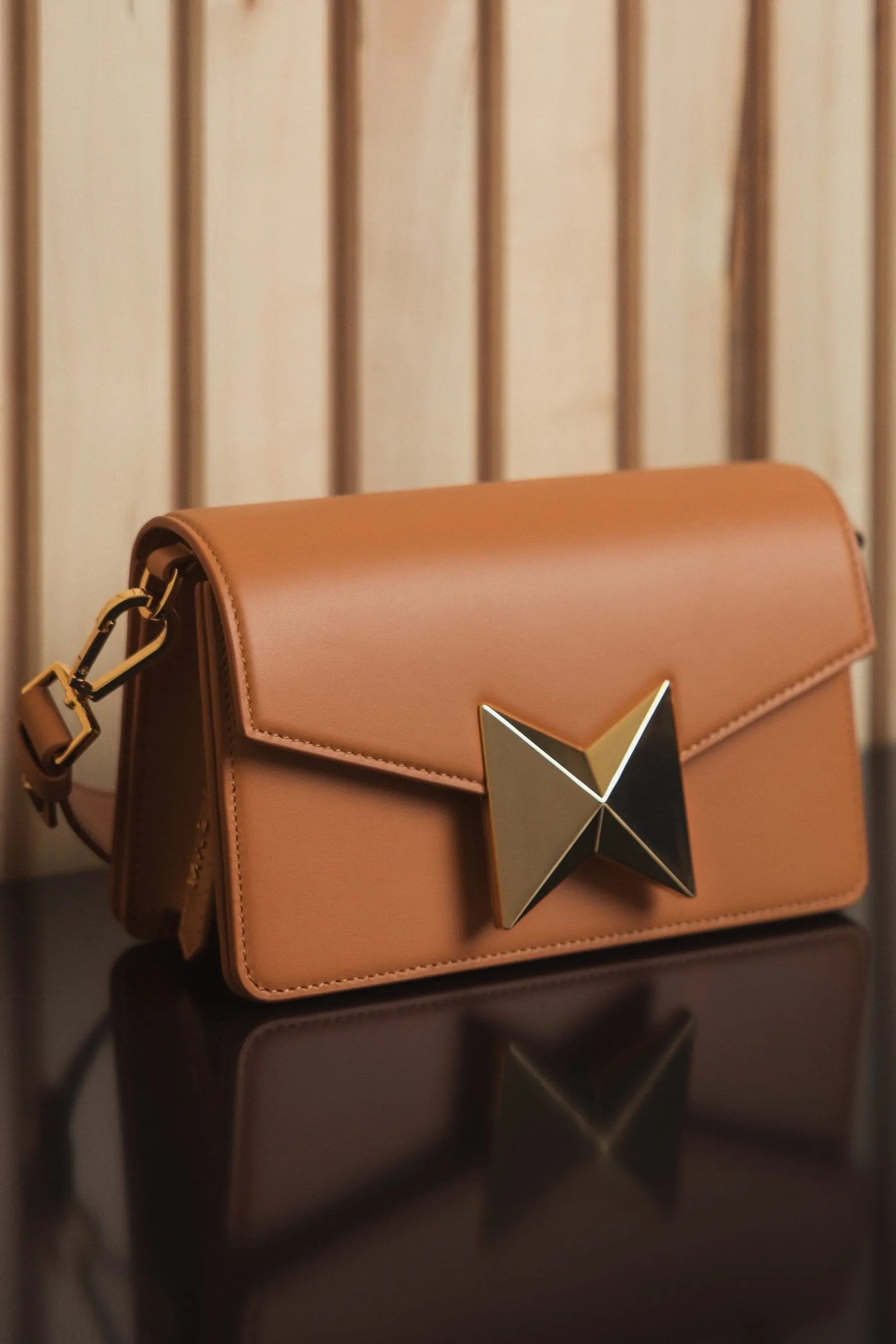 Brown Mini Leather Shoulder Handbag With Gold Hardware-Myartka