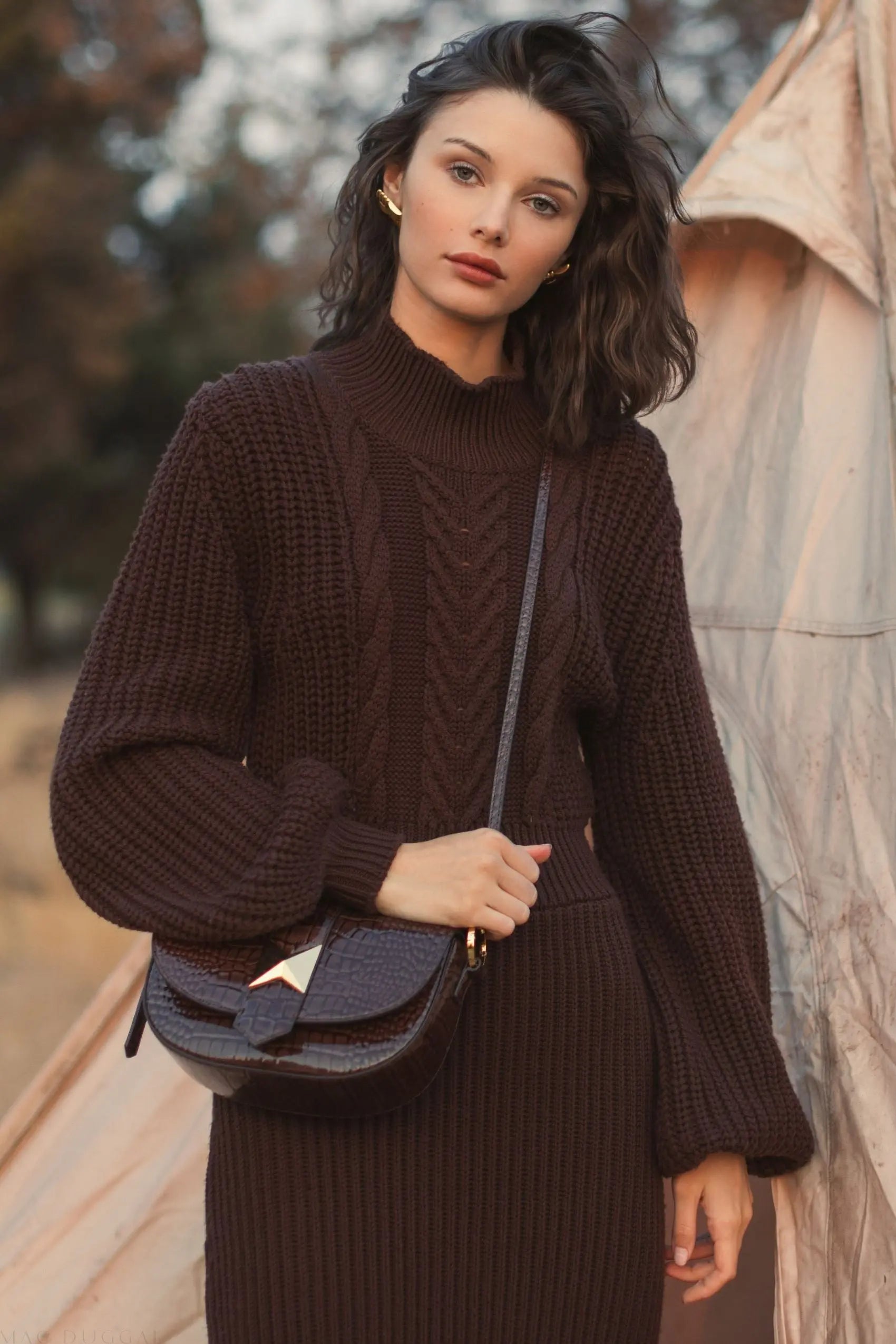 Brown Long Sleeve Turtle Neck Knit Midi Dress-Myartka