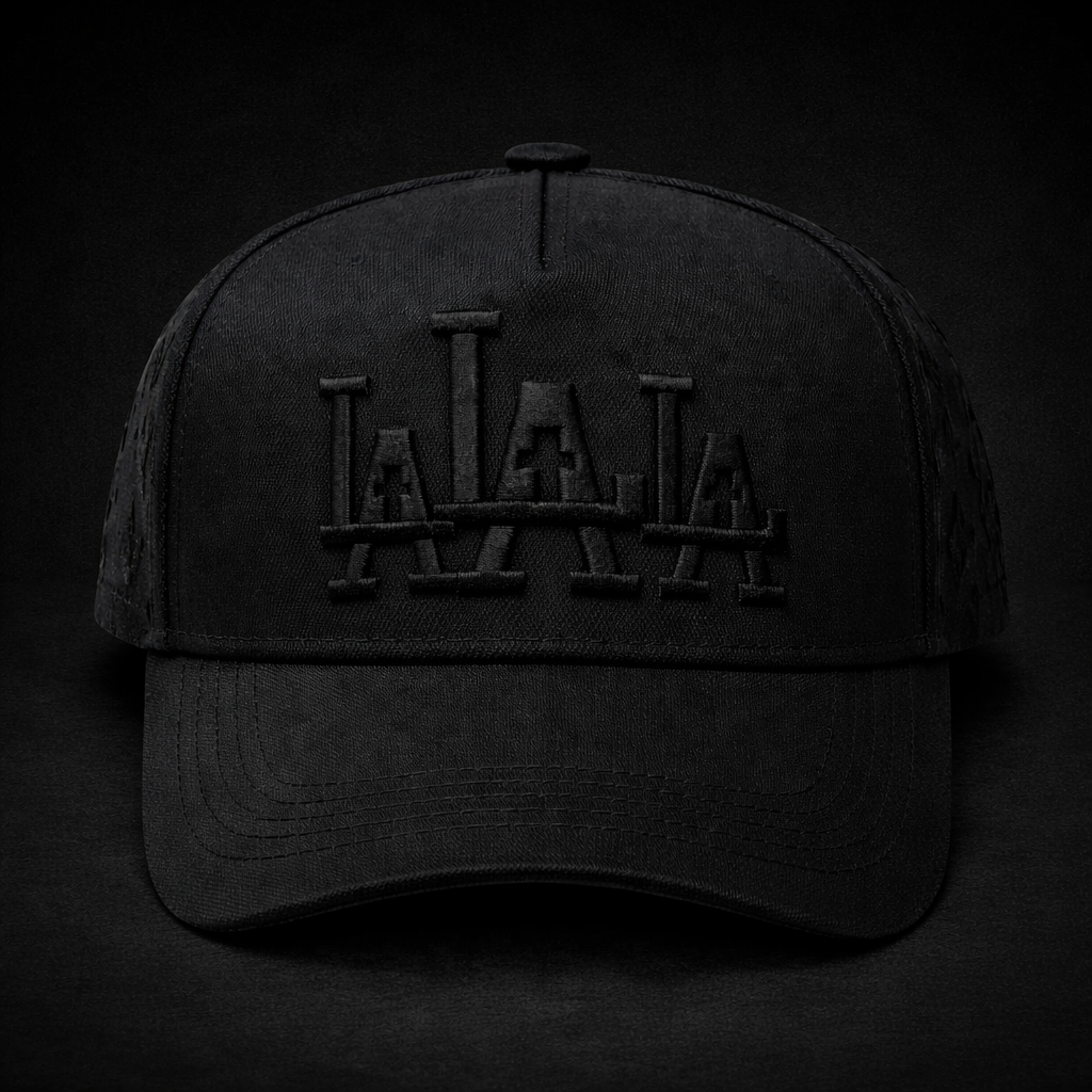 Gorra Negra LA Bordada 3D