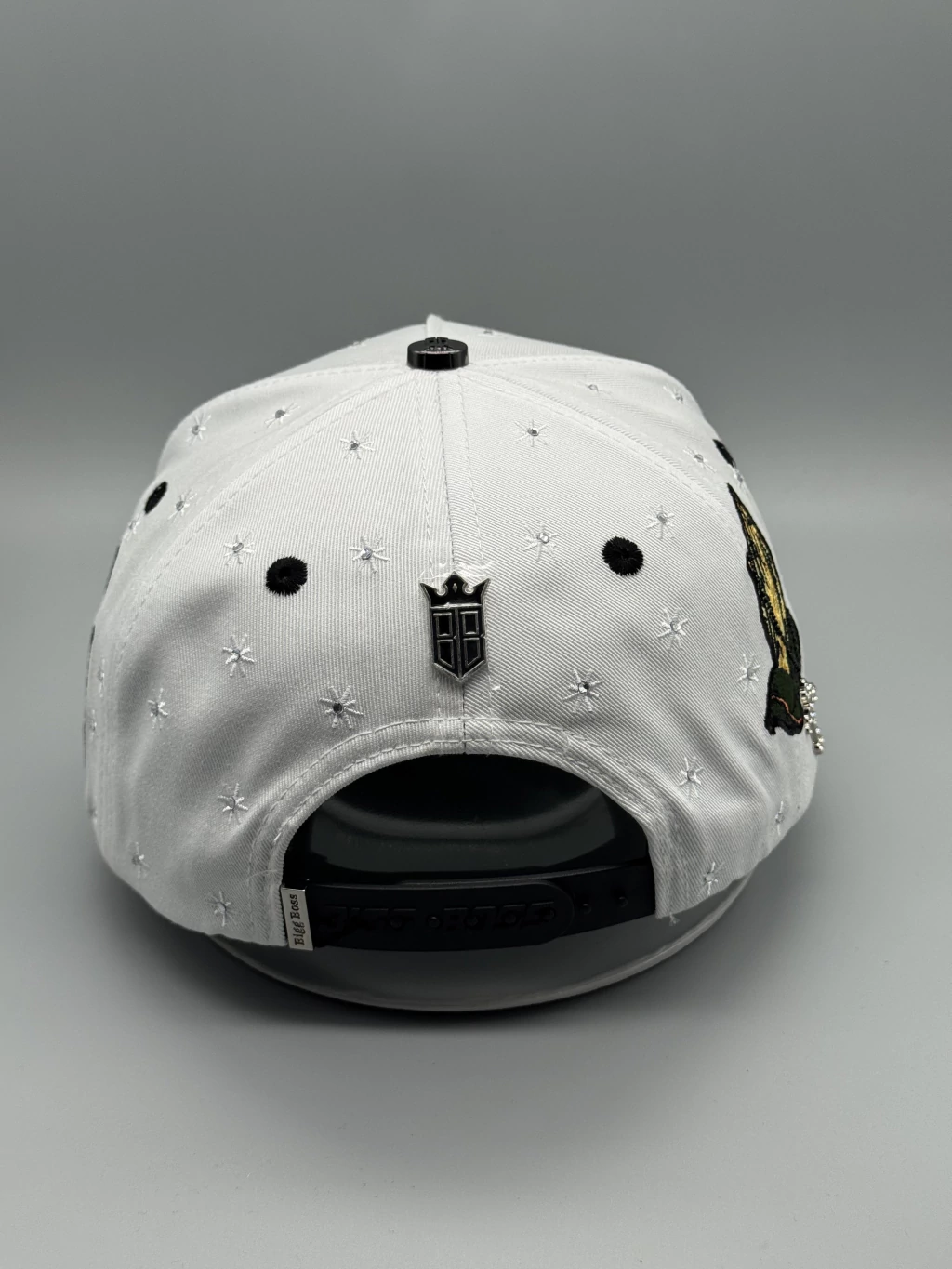 Gorra de streetwear simbólica bordada 5