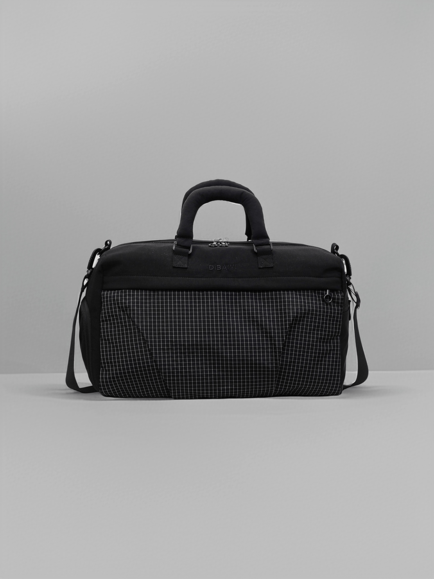 Multi-Color Grid Travel Duffel Bag Large Capacity Sports Gym Bag