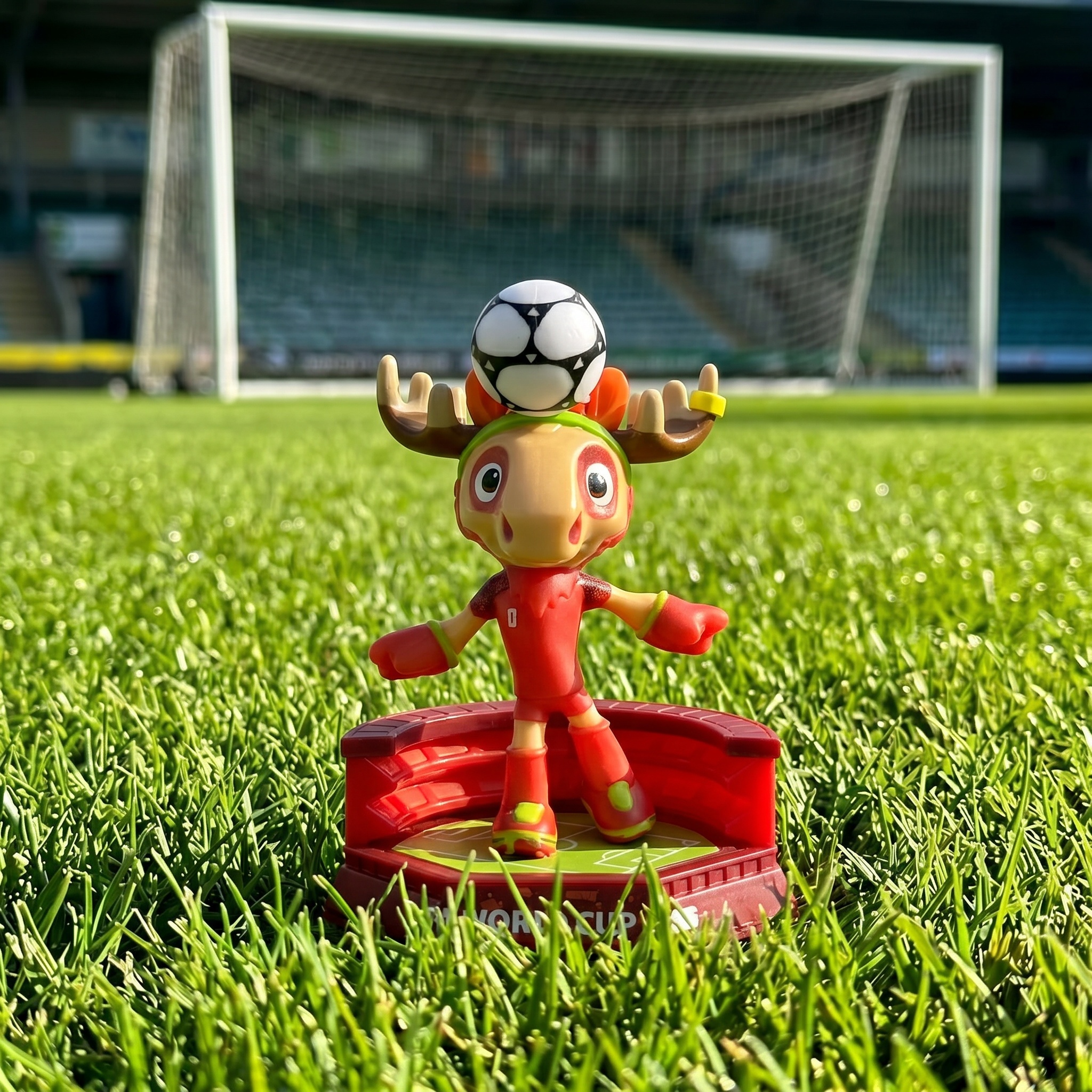 🫎 FIFA World Cup 2026™ Canada Mascot – Maple Figurine (2.3in)