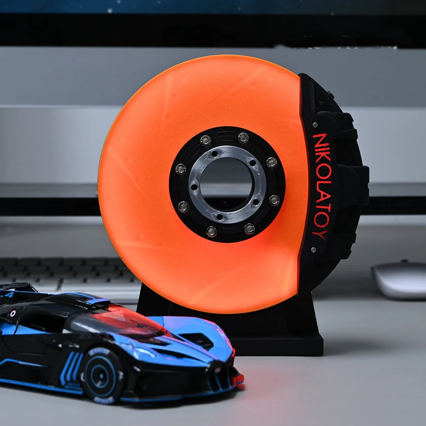 🚨 Creative Dynamic Disc Brake Night Light - Racing Style Ambient Decor for Car Enthusiasts