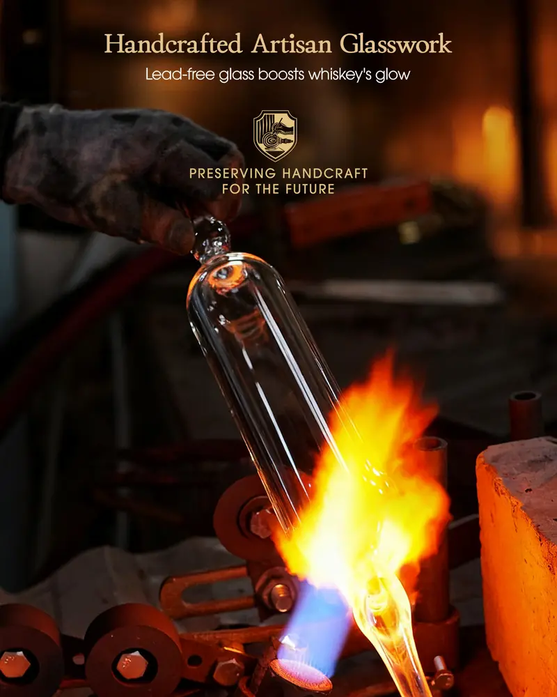 🔫 Limited Edition Gun-Shaped Whiskey Decanter Set | Military-Themed Barware with Bullet Glasses