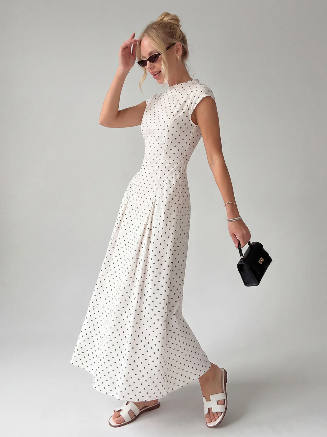 👗 Retro Polka Dot Ruffled Midi Dress