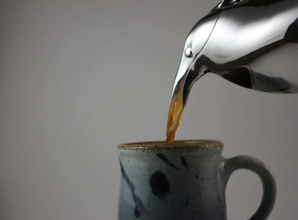 🖤 Crow Shaped Moka Pot