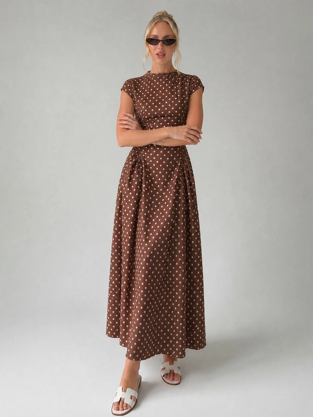 👗 Retro Polka Dot Ruffled Midi Dress