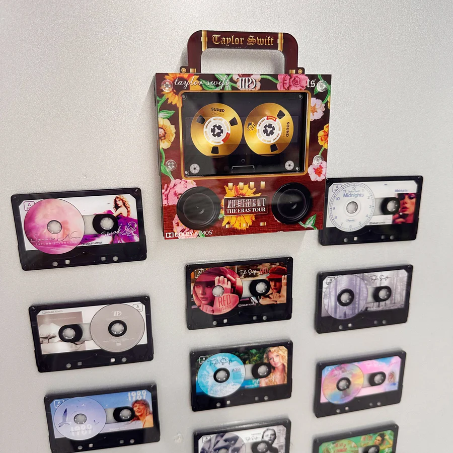 🎶 Taylor Swift NFC Fridge Magnet - Retro Cassette Style Music Fridge Sticker for Swifties
