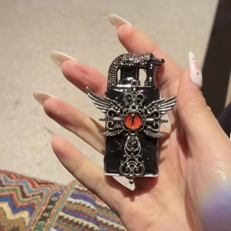 🪽 Angel's Wing Vintage Dual-Flame Lighter - Ornate Metal Lighter with Inlaid Gem