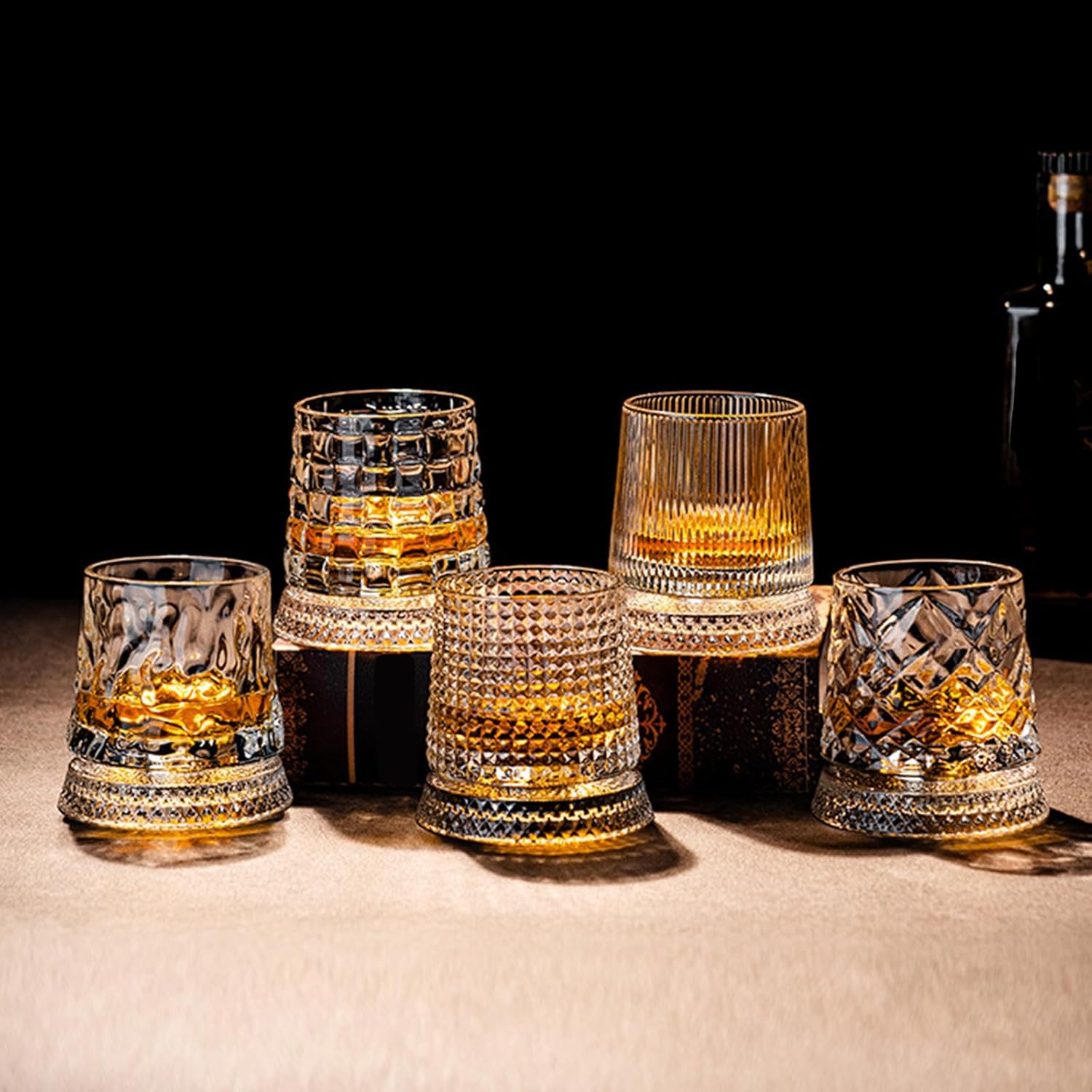 360 Degree Spinning Whiskey Glasses, Spinning Crystal Wine Glass With Stress Relief Function, Rotating Whiskey Glass, For Birthdays, Holidays, Father'S Day, Special Tasting Events (P8)