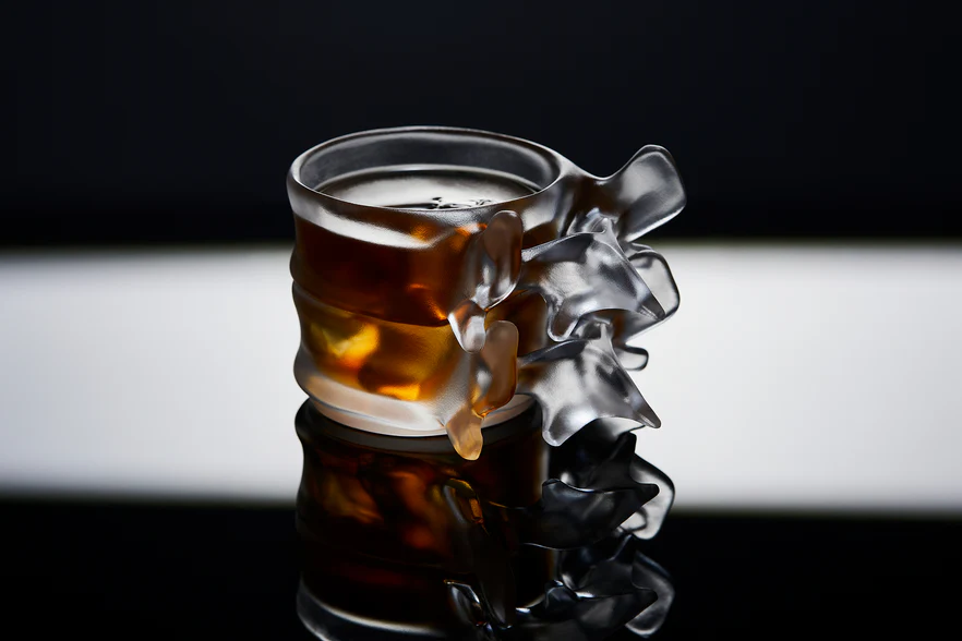 🦴 Spine Whiskey Glass | Handcrafted Crystal Glaze Art Glass with Anatomical Design