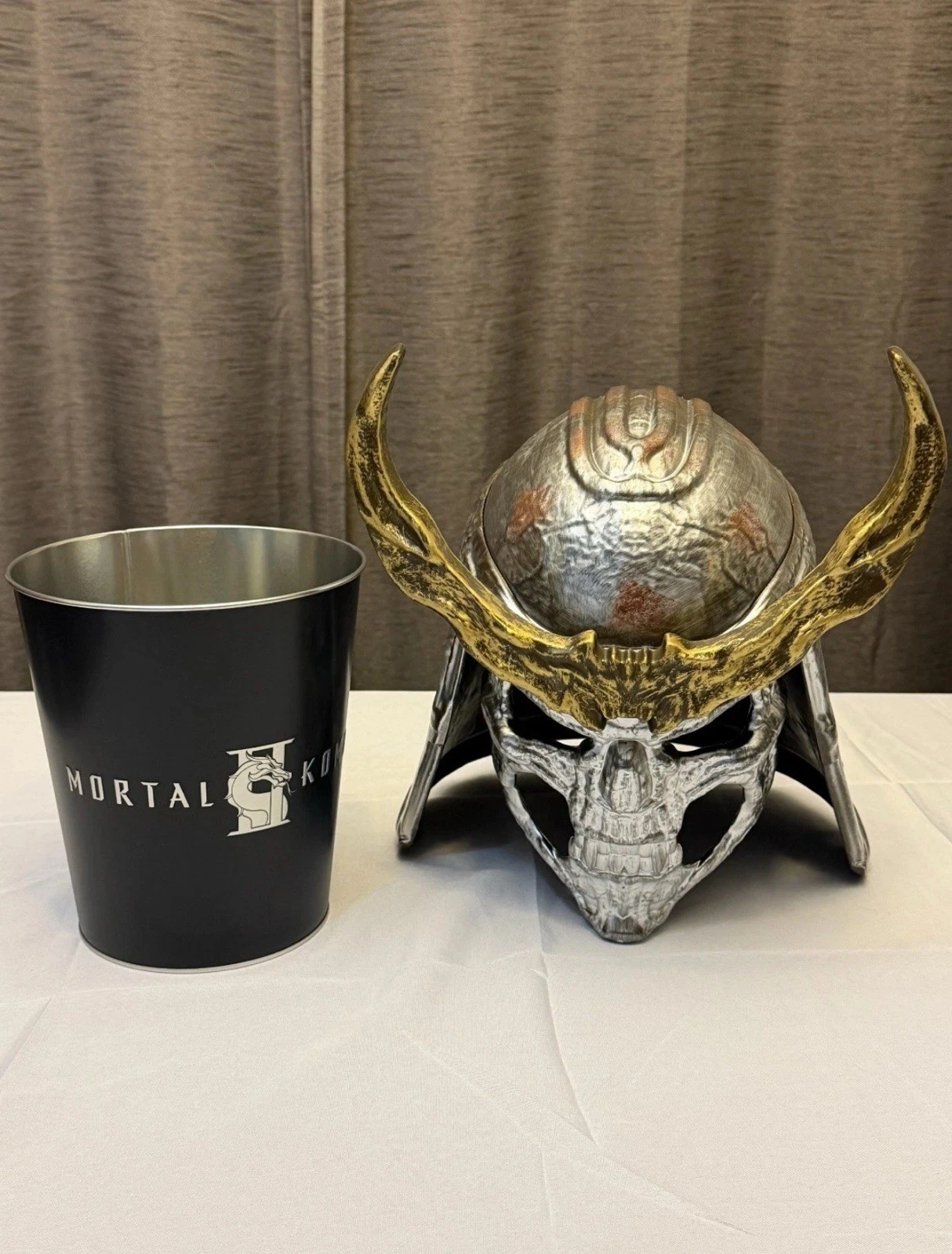 ⚔️ Mortal Kombat 2 Helmet & Popcorn Bucket Set | Limited Movie Collectible