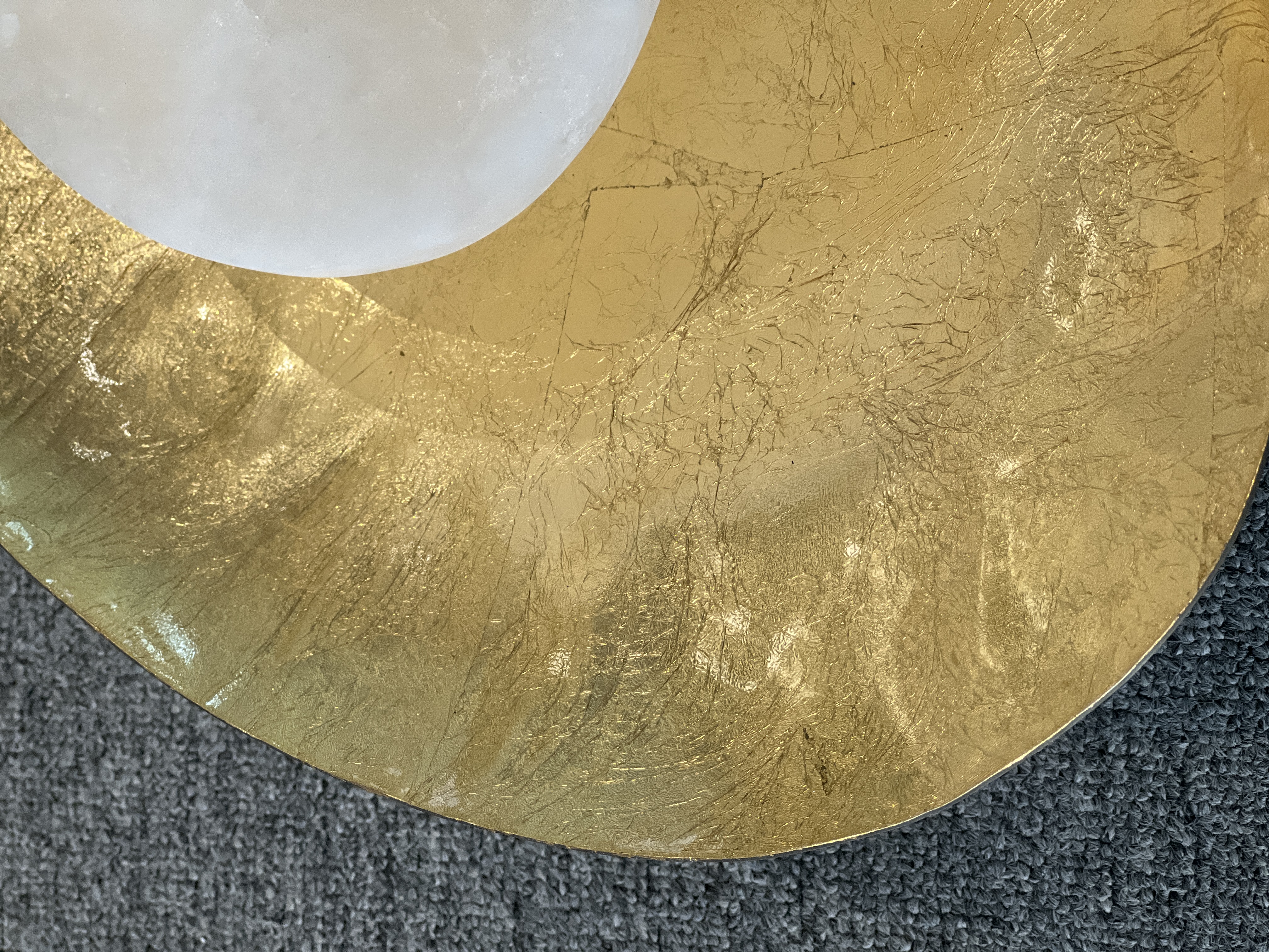 Modern Art Alabaster Wall Sconce, Soft Warm Glow Brass Lamp for Entryway, Living Room & Villa
