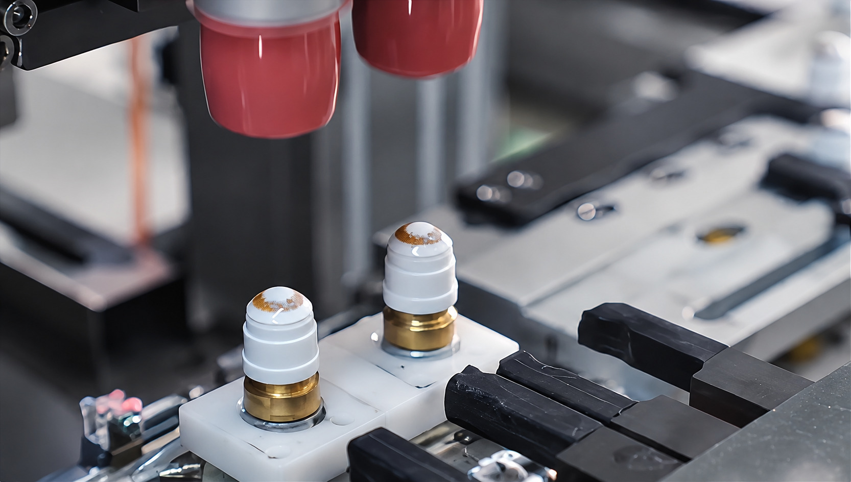 GODESTAR colored contact lens precision manufacturing equipment