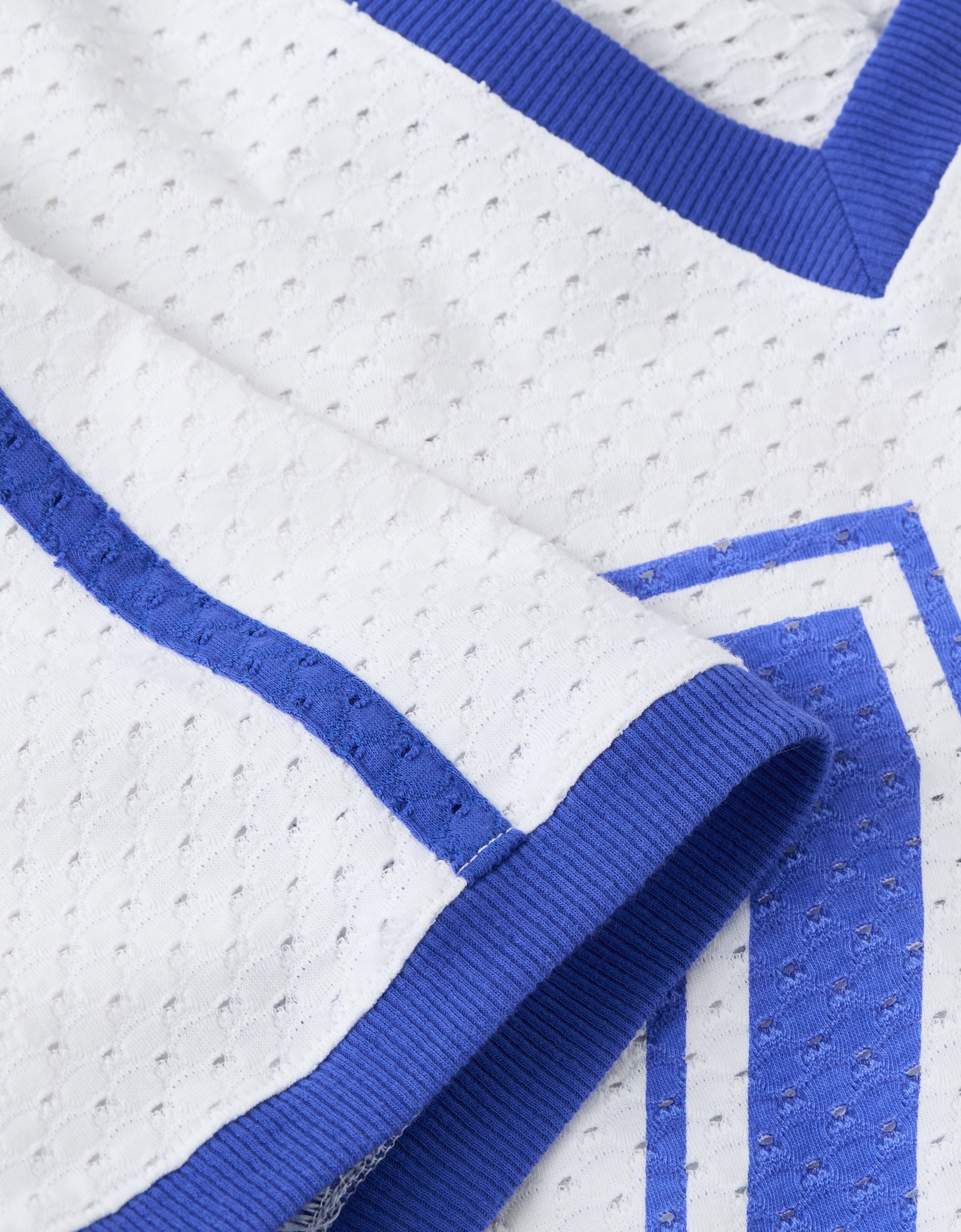 AE Graphic Mesh T-Shirt