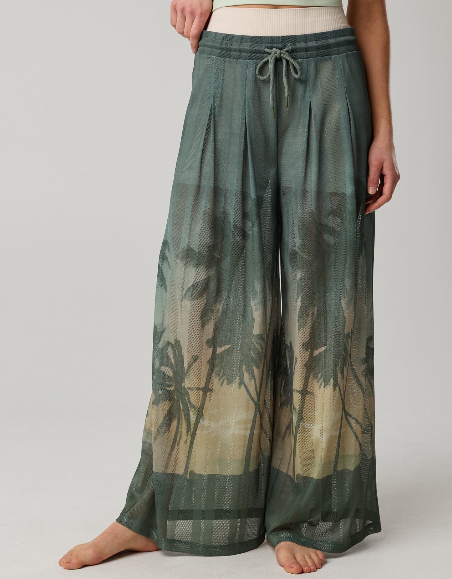 OFFLINE By Aerie Mesh Super Wide Leg Pant