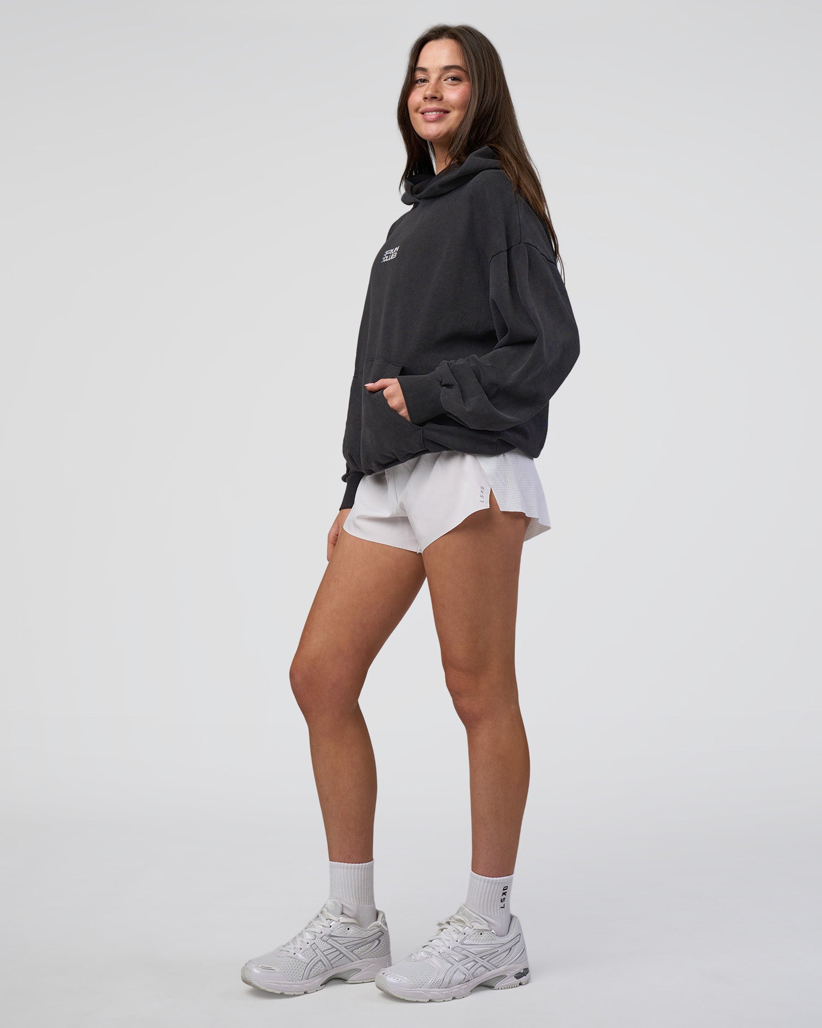 Runner鈥檚 Unisex Oversized Hoodie - Black Washed-White