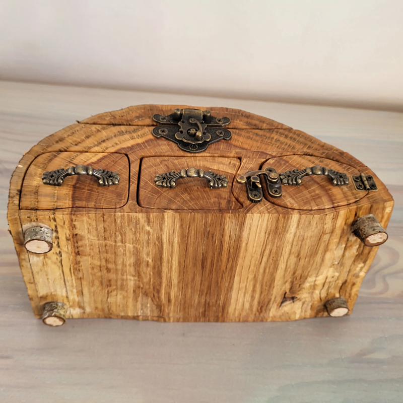 ECO friendly Jewelry oak Log Box