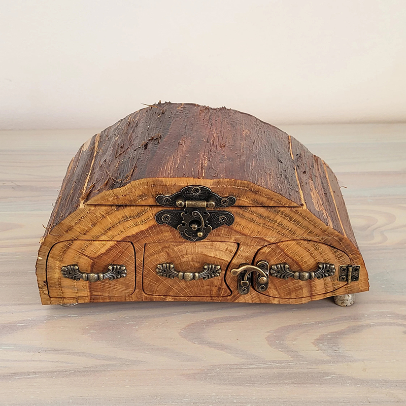 ECO friendly Jewelry oak Log Box