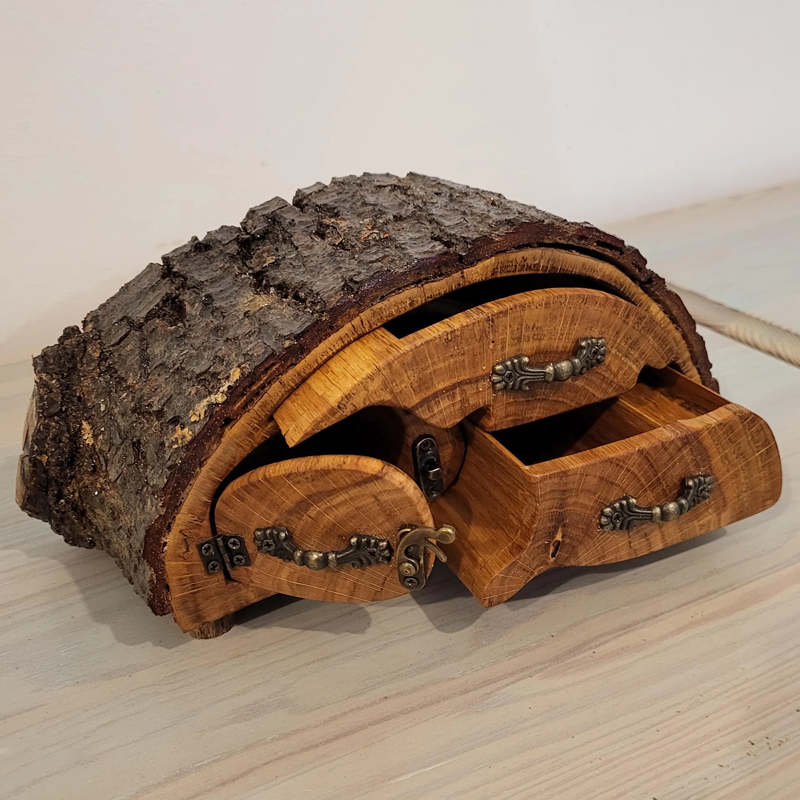 Upcycled Firewood Oak Keepsake Box