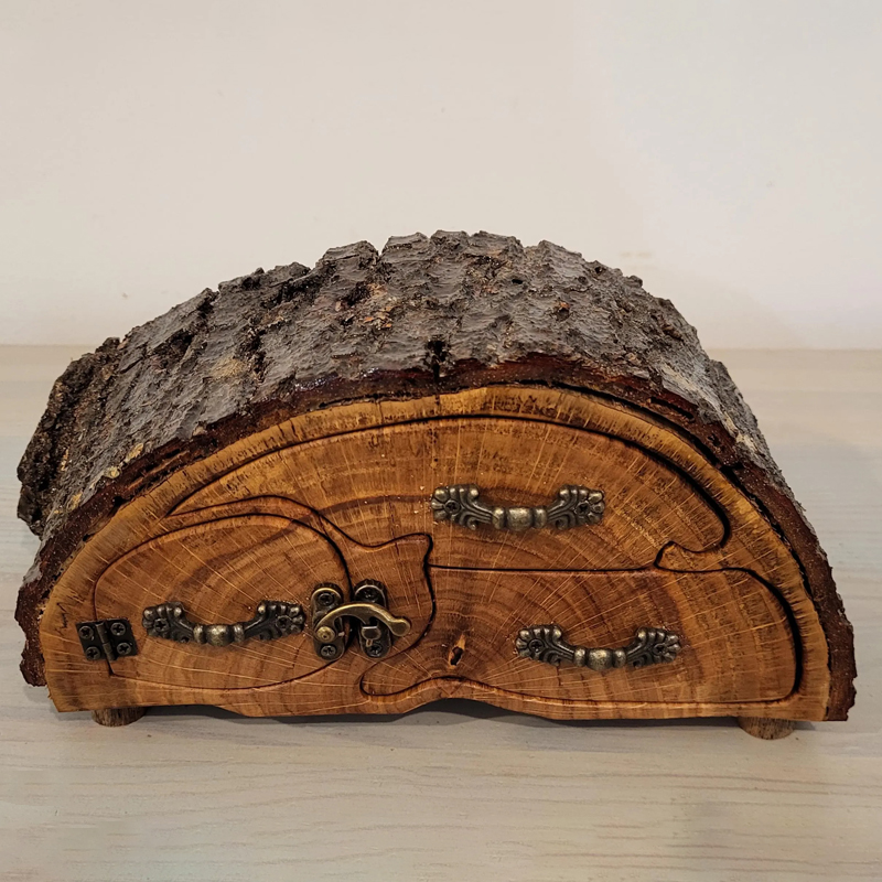 Upcycled Firewood Oak Keepsake Box