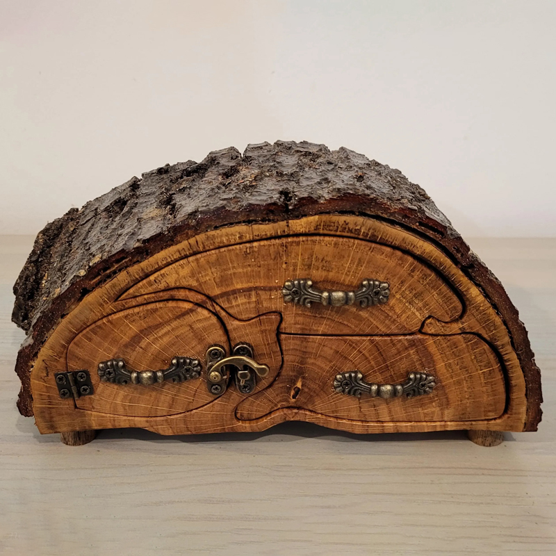 Upcycled Firewood Oak Keepsake Box