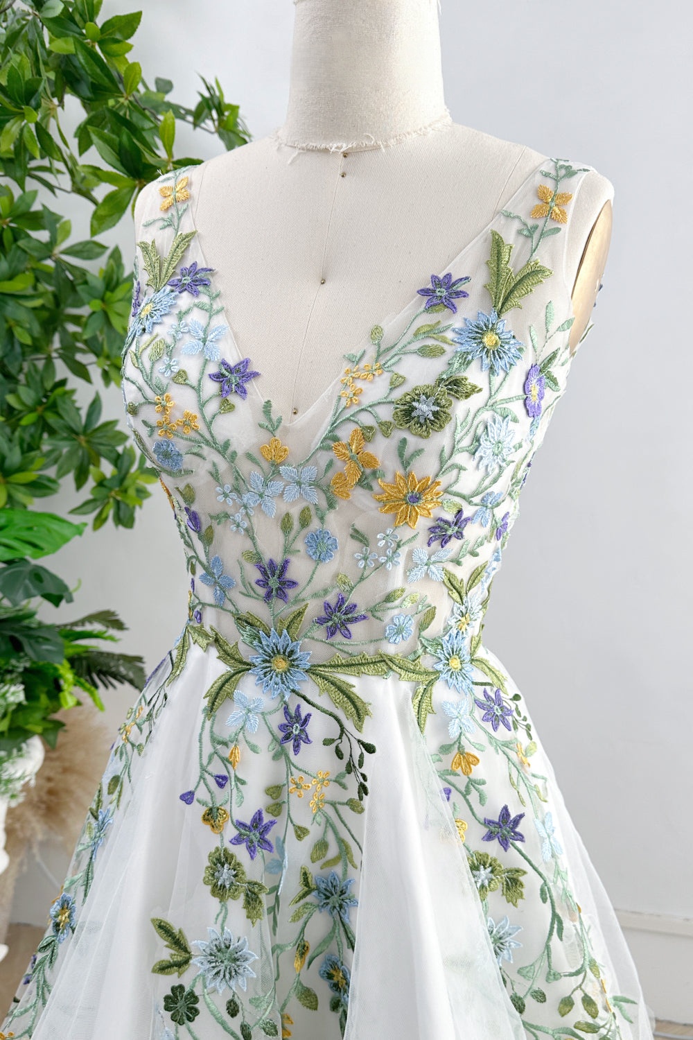 V Neck Sleeveless Colorful Floral Applique Long Wedding Dress
