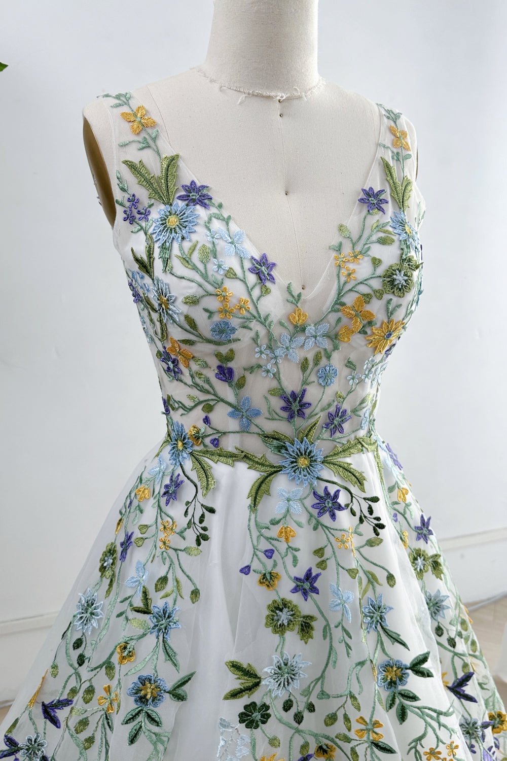 V Neck Sleeveless Colorful Floral Applique Long Wedding Dress