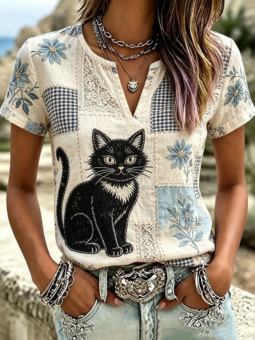 🐱Women's Casual Retro Cat and Floral Top💛