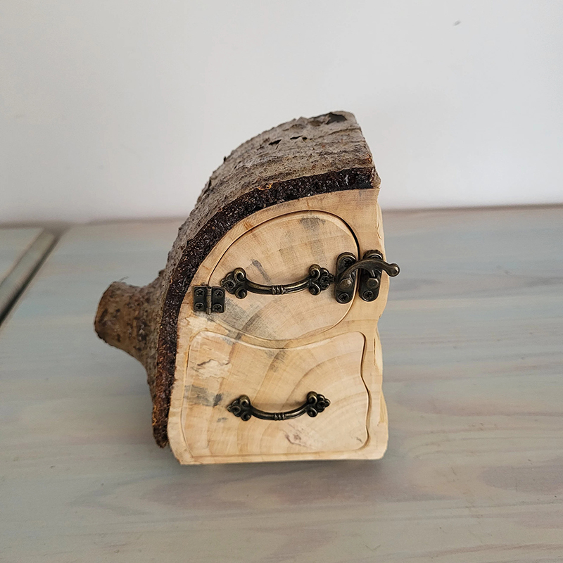 ECO friendly Jewelry Aspen Log Box with Bark