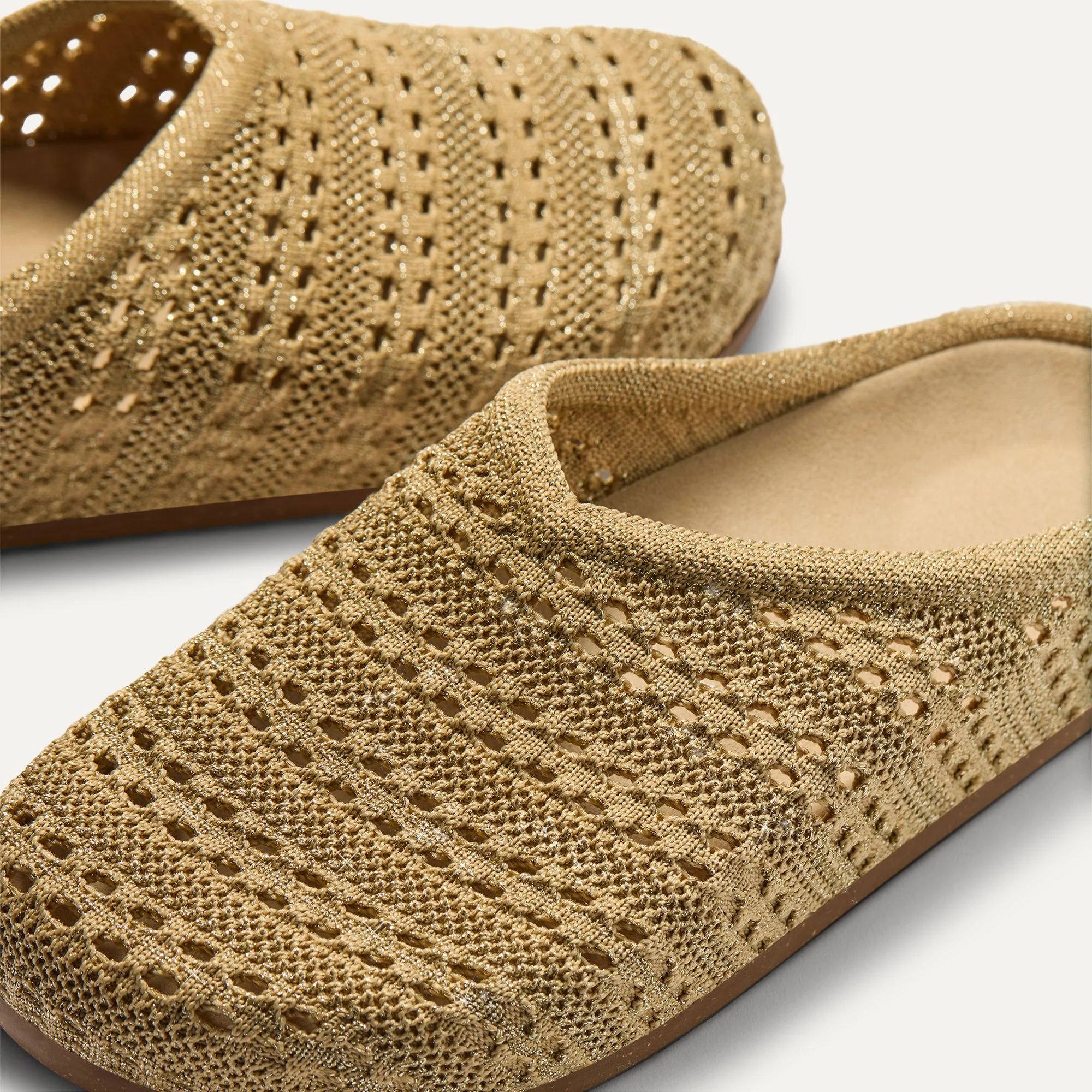 Summer Sale Up to 60% Off ☀️ Lightweight, Luxurious & Flexible Design ✨The Casual Clog Sandal