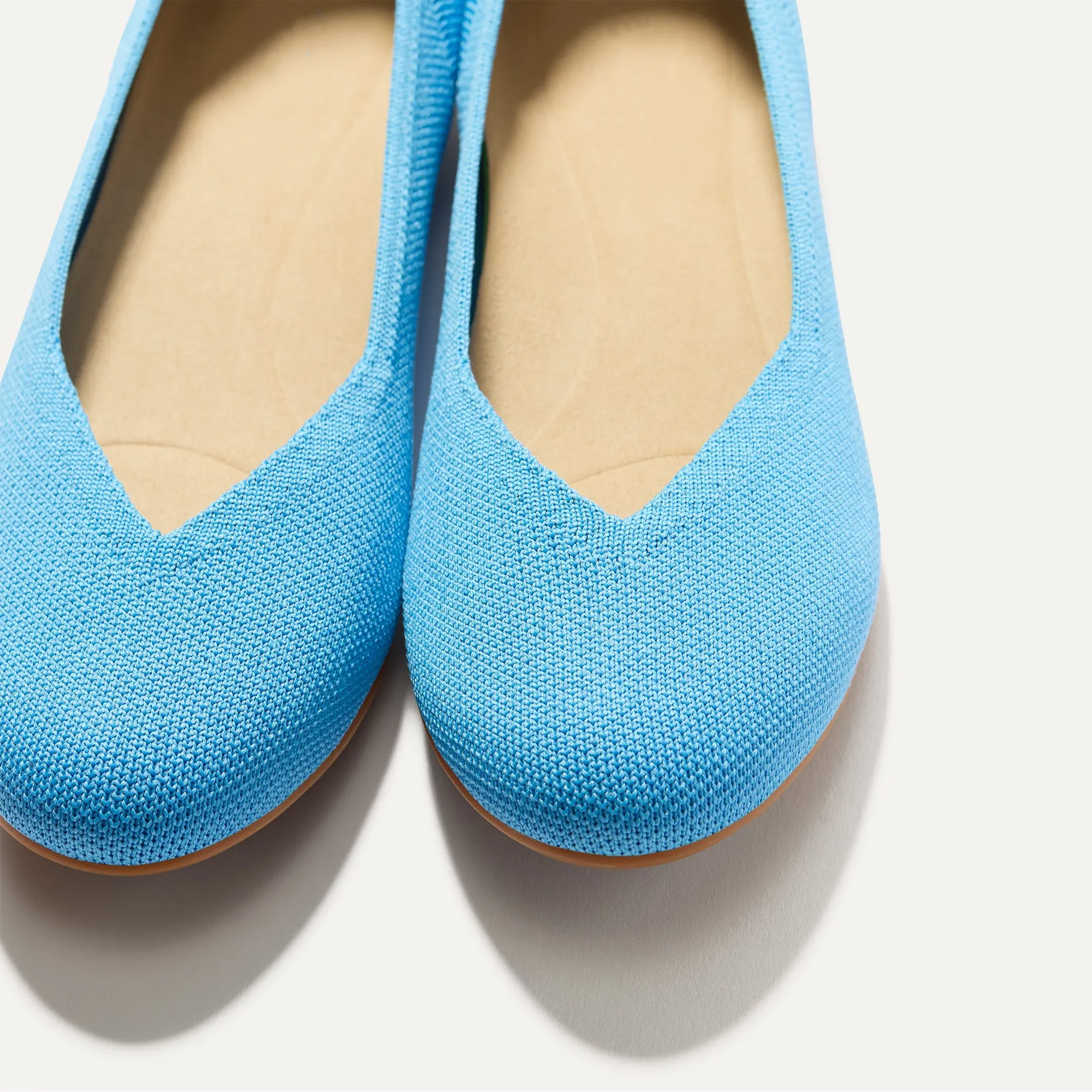 The Daily Flat - Robin Blue