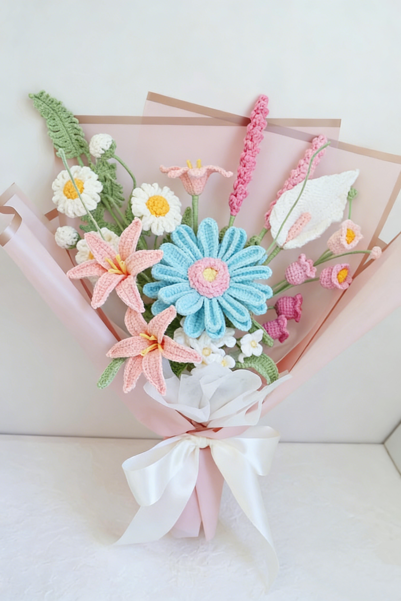 Bouquet de fleurs au crochet, marguerite Gerbera papillon décoratif