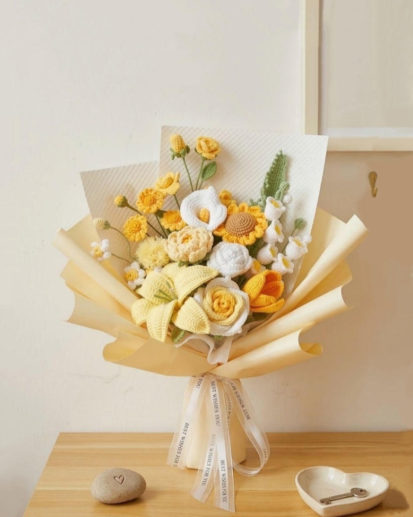 Bouquet de fleurs au crochet, jaune déco printanière fête des mères