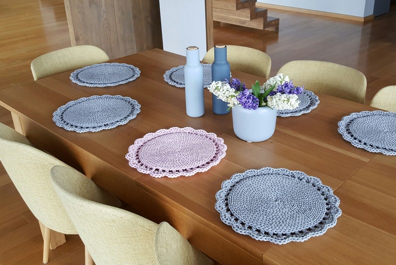 Sets de table crochetés faits main, serviettes tricot, plusieurs couleurs