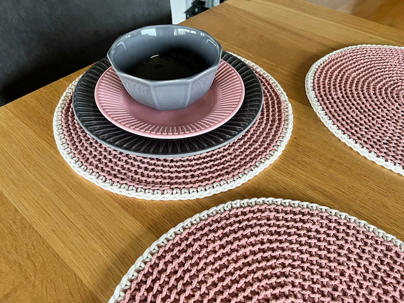 Sets de table crochetés faits main, serviettes tricot, déco de table