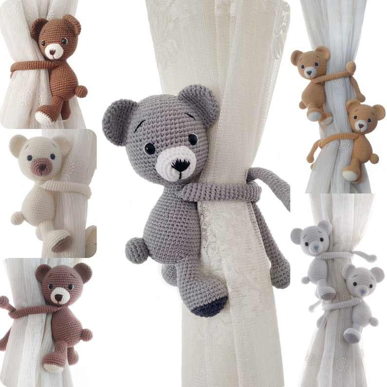 Embrasse de rideau crochet ours beige amigurumi décoration